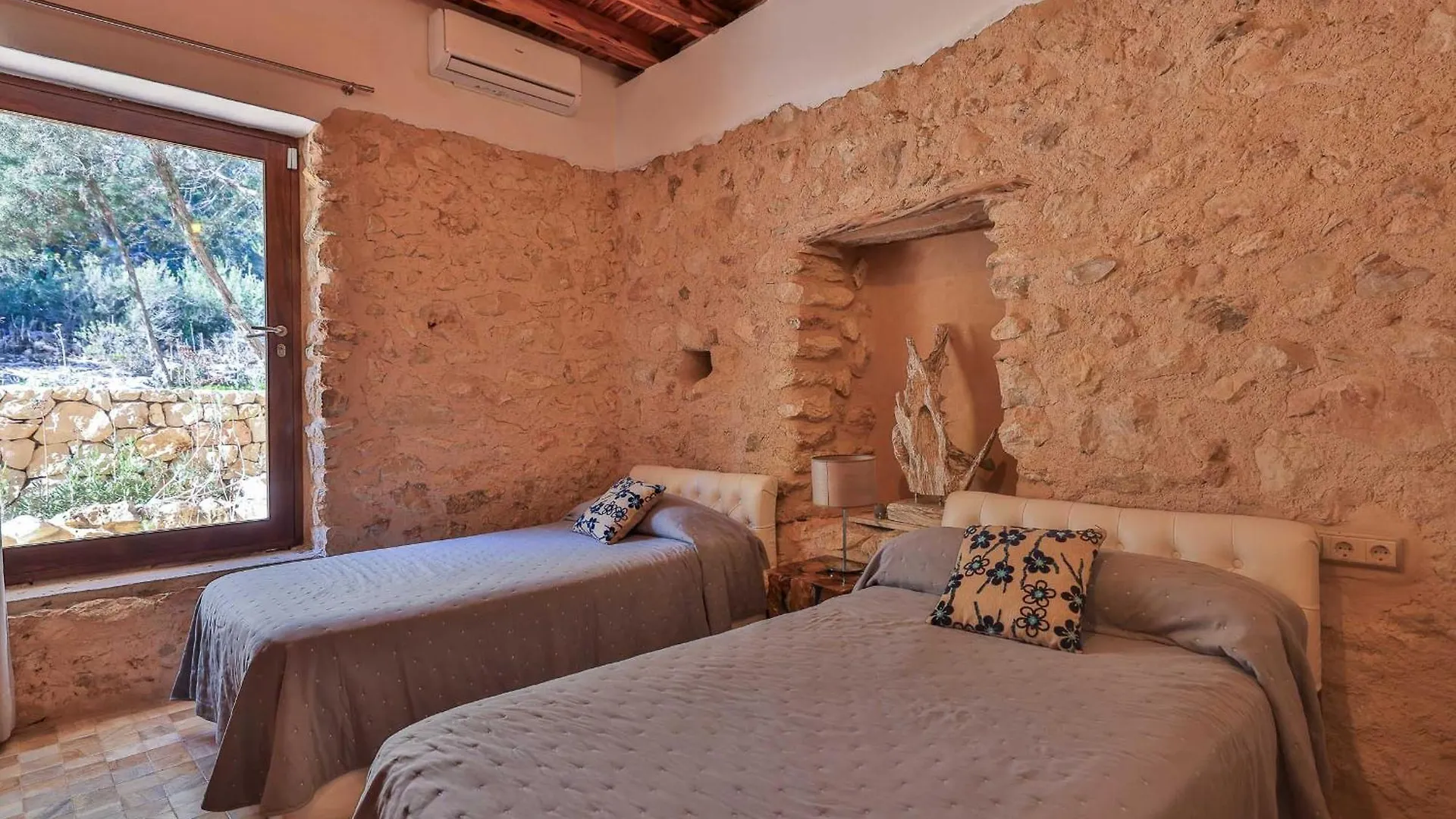 Villa Kumharas Santa Agnes de Corona